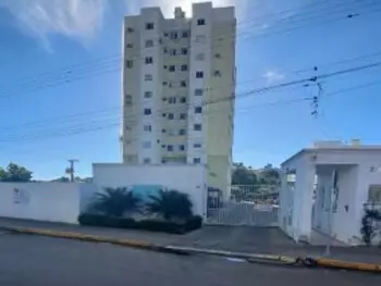 Apartamento à venda em leilão
