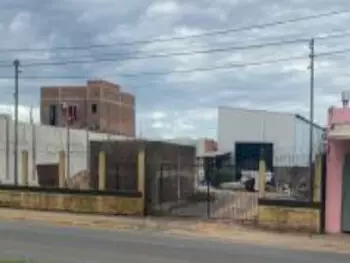 Terreno à venda em leilão