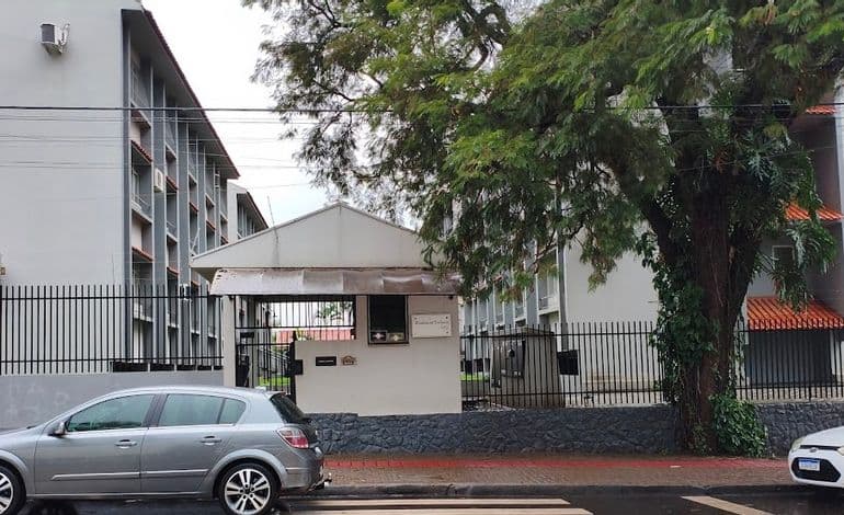 APARTAMENTO Nº 221, EDIFÍCIO RESIDENCIAL VALÊNCIA localizado na Rua Santos Dumont 1915, Campo Mourão/PR.