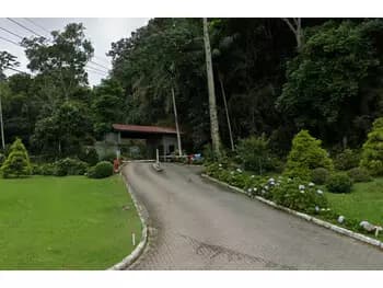 Terreno à venda em leilão