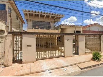 Casa à venda em leilão