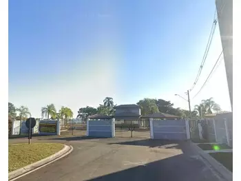 Terreno à venda em leilão