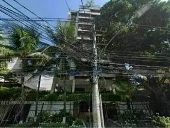 Apartamento à venda em leilão