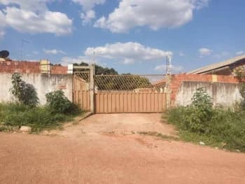 Casa à venda em leilão