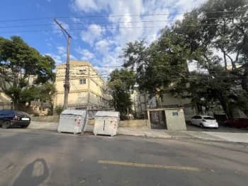 Apartamento à venda em leilão