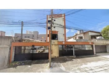 Apartamento à venda em leilão