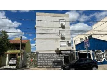 Apartamento à venda em leilão