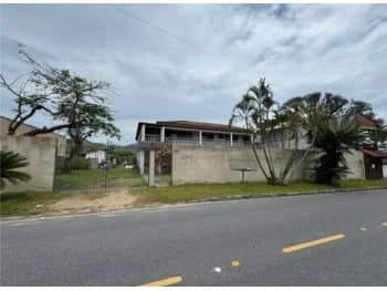 Casa à venda em leilão