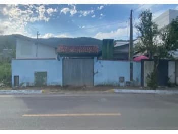 Casa à venda em leilão
