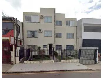 Apartamento à venda em leilão