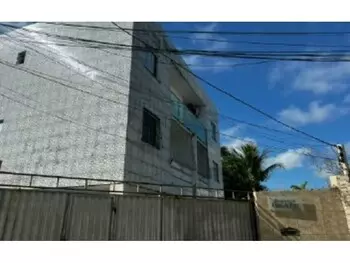 Apartamento à venda em leilão