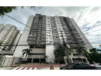 Apartamento à venda em leilão