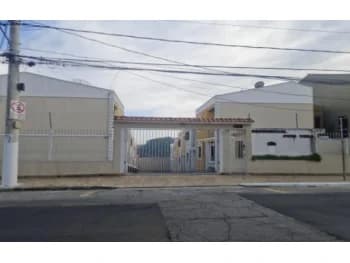 Casa à venda em leilão