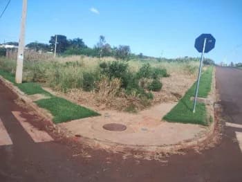 Terreno à venda em leilão