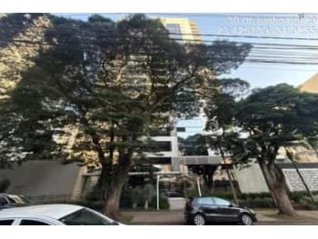 Apartamento à venda em leilão
