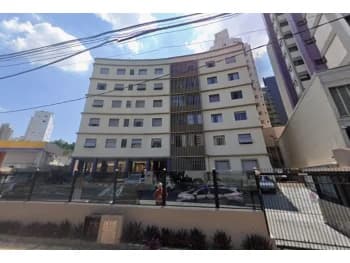 Apartamento à venda em leilão