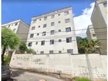 Apartamento à venda em leilão