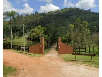 Terreno à venda em leilão