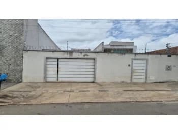 Casa à venda em leilão