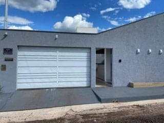 Casa, Padrão, 1 Vaga(S) de Garagem