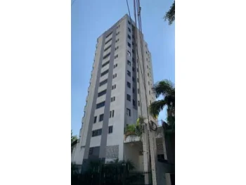 Apartamento à venda em leilão