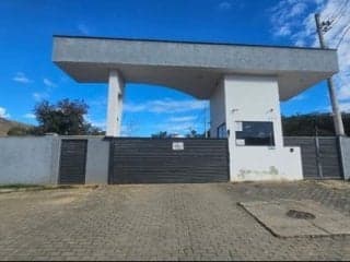 Terreno 1.562 m² - Castelo-ES - Rua Veneto, 21 e 39 - Condomínio Villaggio Di Stra - Aracuí