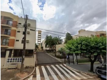 Apartamento à venda em leilão