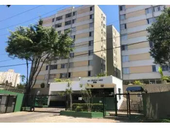 Apartamento à venda em leilão