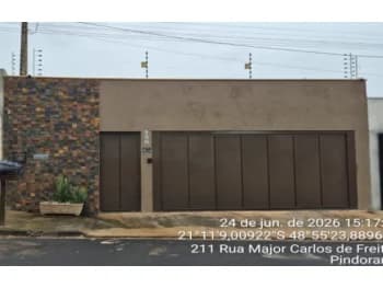 Casa à venda em leilão