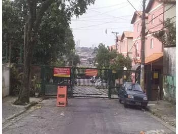 Apartamento à venda em leilão