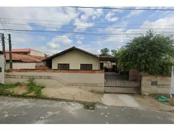 Casa à venda em leilão