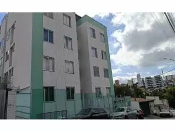 Apartamento à venda em leilão