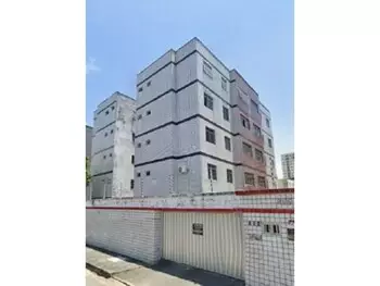 Apartamento à venda em leilão