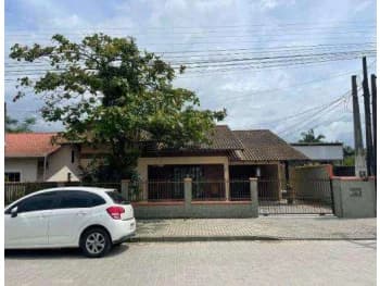 Casa à venda em leilão