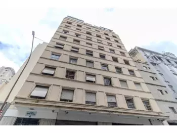 Apartamento à venda em leilão
