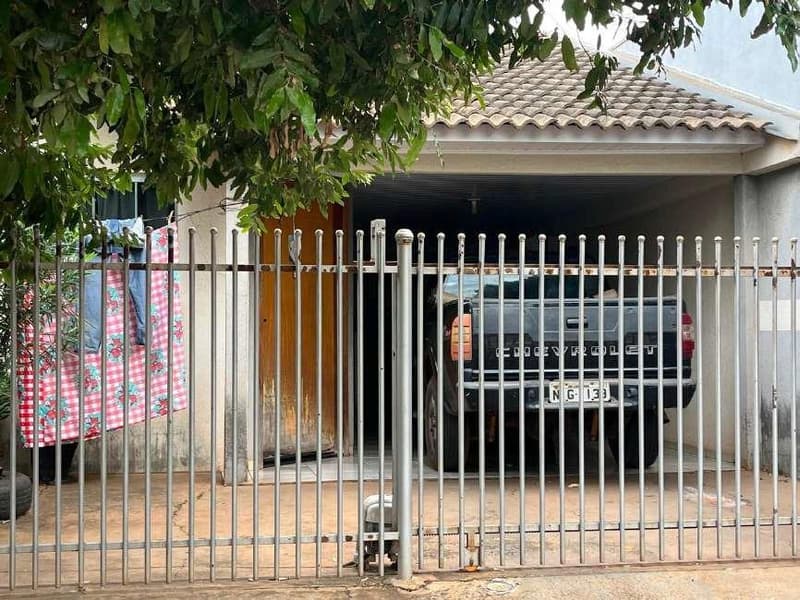 Casa Localizada Na Rua Ribeiro Do Oliveira, 113 ¿ Centro ¿ Douradina/PR - foto 3