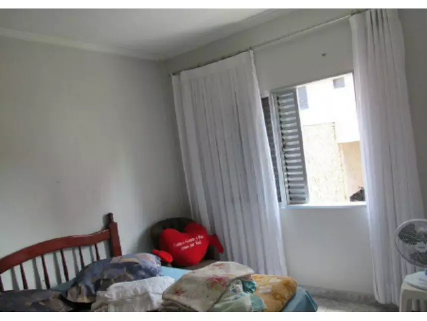 Apartamento à venda em leilão - foto 2