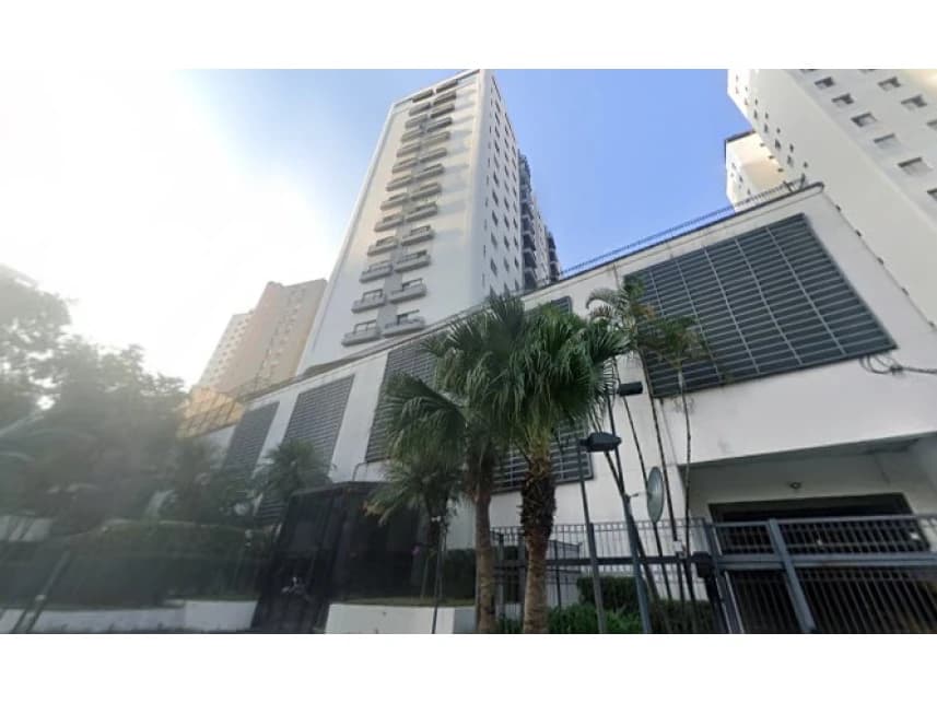 Apartamento à venda em leilão