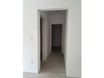Apartamento à venda em leilão - foto 2