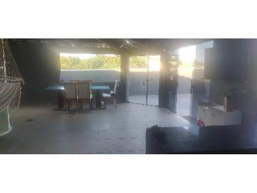 Casa à venda em leilão - foto 2