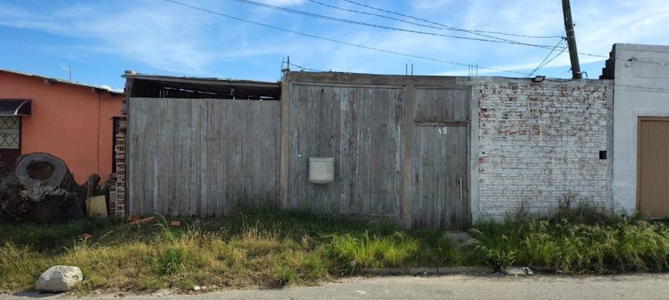 Casa, Padrão, 0 vaga(s) de garagem