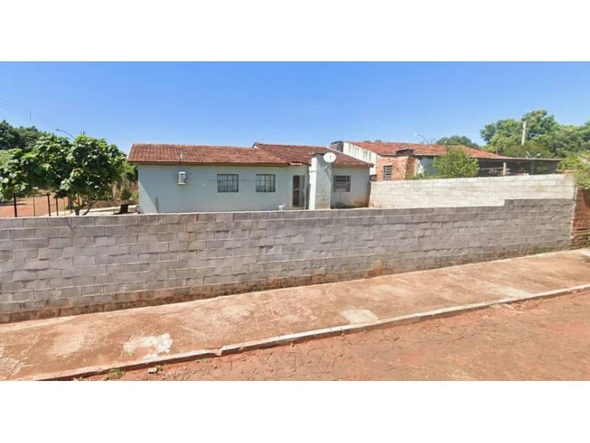 Casa à venda em leilão - foto 2