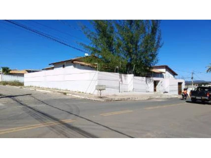 Casa à venda em leilão - foto 2