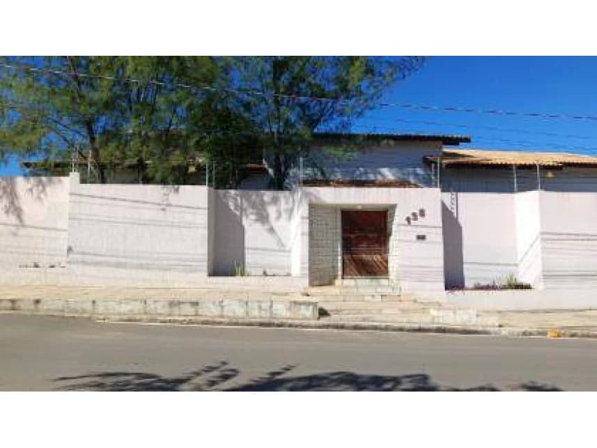 Casa à venda em leilão - foto 4