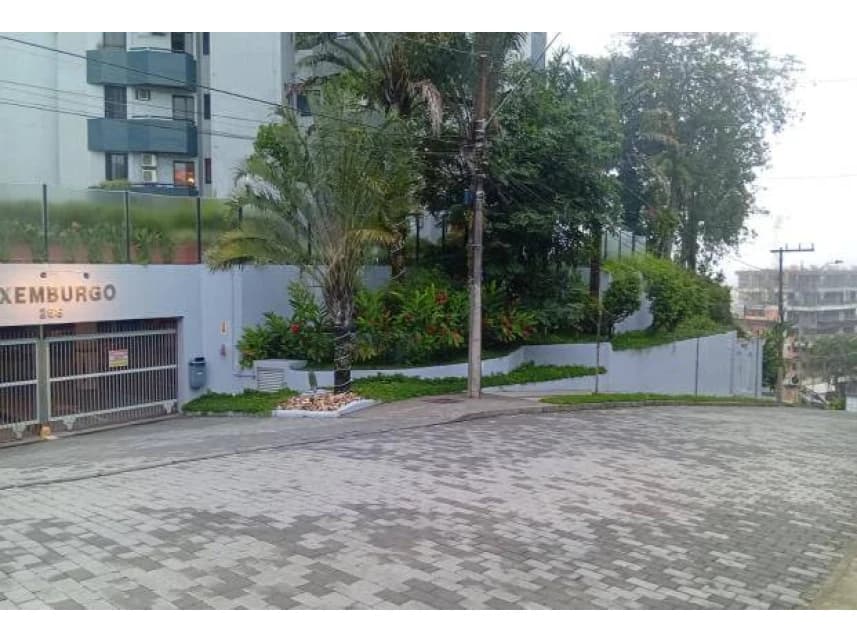 Apartamento à venda em leilão - foto 3
