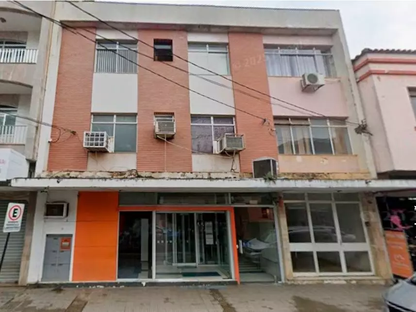 Ex-Agência à venda em leilão