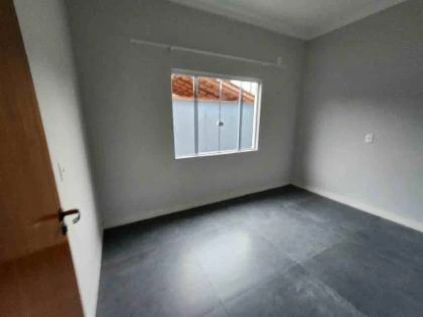 Casa à venda em leilão - foto 2