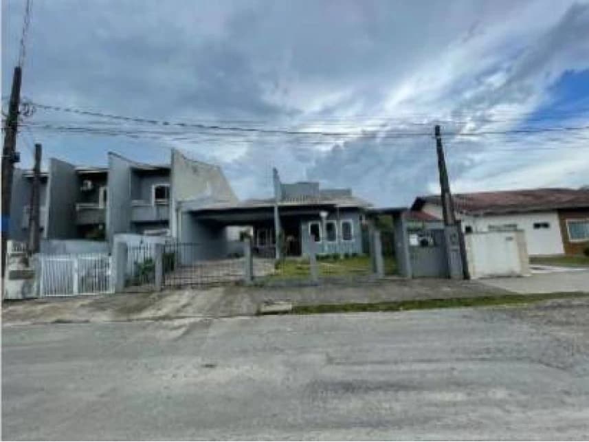 Casa à venda em leilão - foto 4