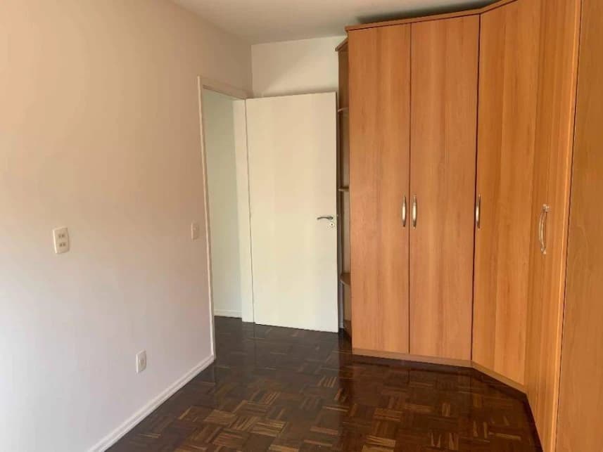 Apartamento à venda em leilão