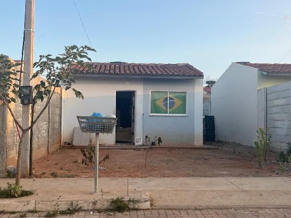 LOT VIANA E MOURA INHUMAS